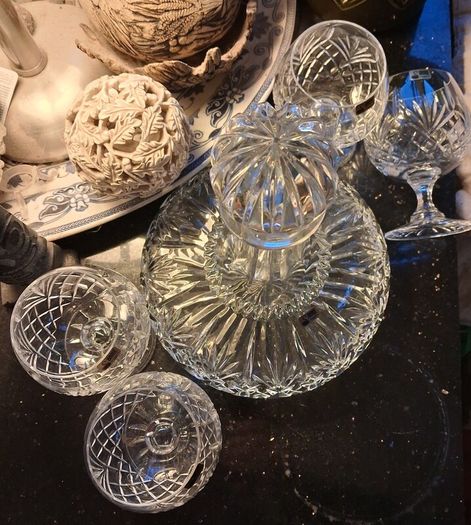 Vintage Irish lead crystal Ships Decanter & 4 whiskey glasses
