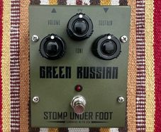 Stomp Under Foot Green Russian Vintage Mini 2025 - Army Green
