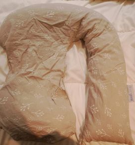 Dreamgenii pregnancy pillow
