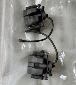 Lexus gs350 mk4 rwd f-sport left & right rear brake calipers.