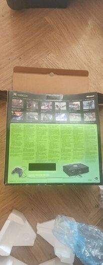 Xbox boxed 2 controllers + bundle