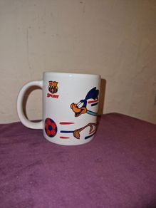 1997 Looney Tunes Roadrunner Barcelona FC collaboration mug