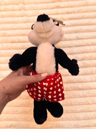 Vintage Looney Tunes Pepe Le Pew Skunk Plush Red Heart Boxers 1997 approx. 35 cm. Please see photos