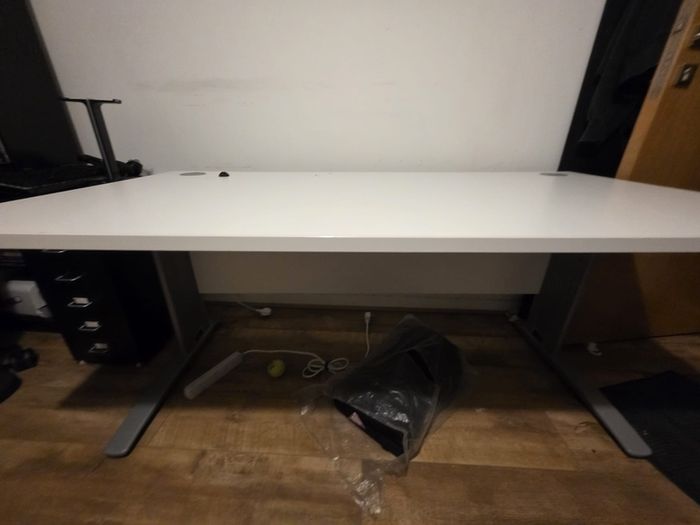 Working Desk