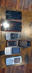 6 untested Retro phones