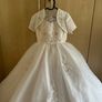 white dres Image 3