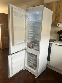 Fridge freezer