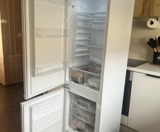 Fridge freezer