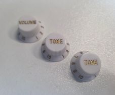 Strat Knobs