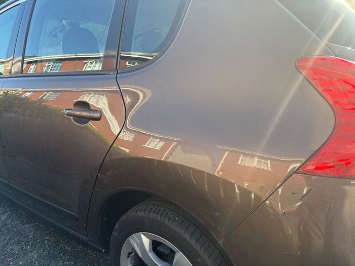 Selling Peugeot 3008