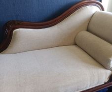 Antique day bed
