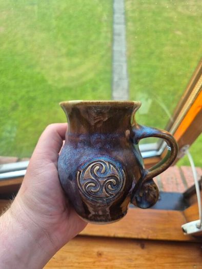 Colm De Ris Teapot and Mug set.