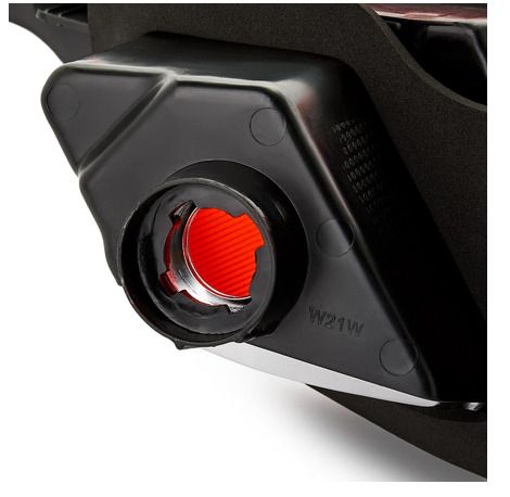 NEW in Box - Rear light for Nissan Qashqai II J11