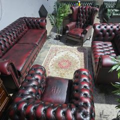 4+2+1+1 chesterfield