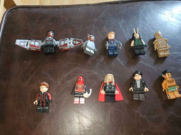Lego Marvel Minifigure Bundle