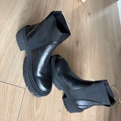 Zara women boots