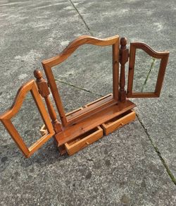 Lovely triptych crutch mirror