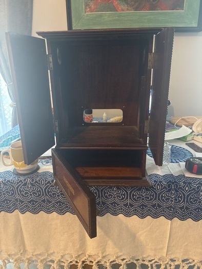 Antique 1920s  Gecophone wooden cabinet