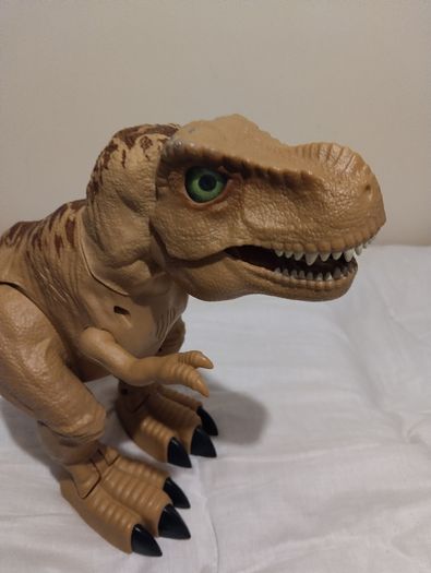 50cms Tyrannosaurus Rex walking, roaring Dinosaur Figure