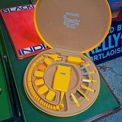 Vintage retro design Philips "Beauty set"