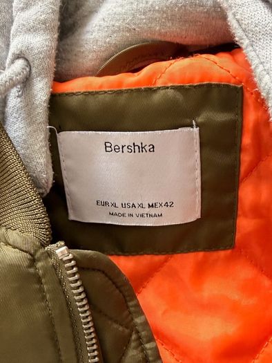 Vintage Y2K Style Bershka MA-1 Bomber Jacket XL Khaki Orange Lined Oversized Streetwear