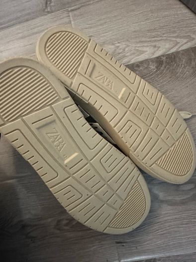 BNWT Zara Trainers - UK 8