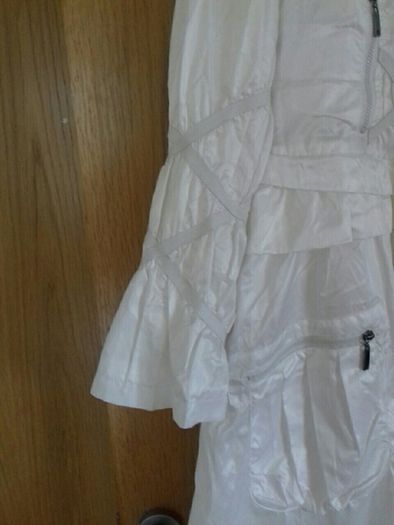 ladies light  Summer coat (brand new)..