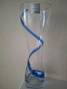 New Gorgeous   Kilkenny Vase 33cm Tall