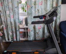 Running Treadmill with incline