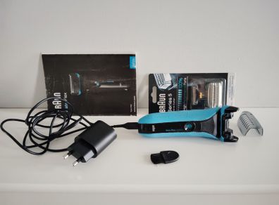 Braun waterflex electric shaver