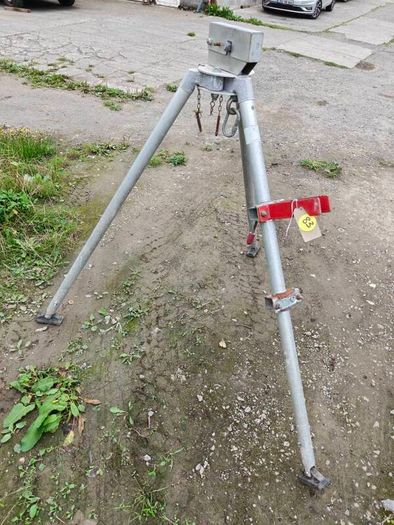 confined space tripod