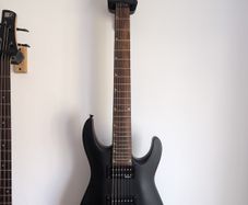 Jackson JS Series Dinky Arch Top JS22-7 7-string