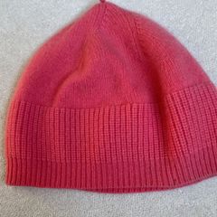 Cashmere beanie hat N Peal