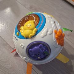 Vtech Crawl and Learn Ball - Lights and Music