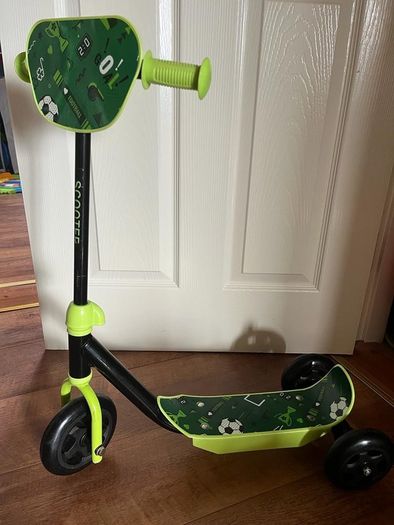 Kids scooter
