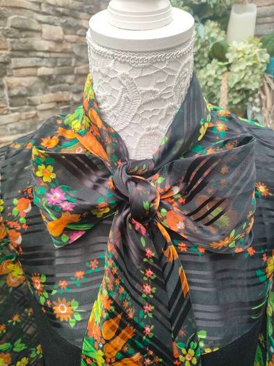 Vintage 60s 70s black pussy-bow mini dress