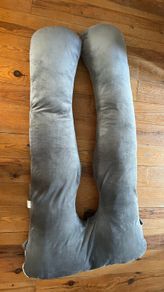 pregnancy pillow
