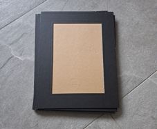 Paper picture frames