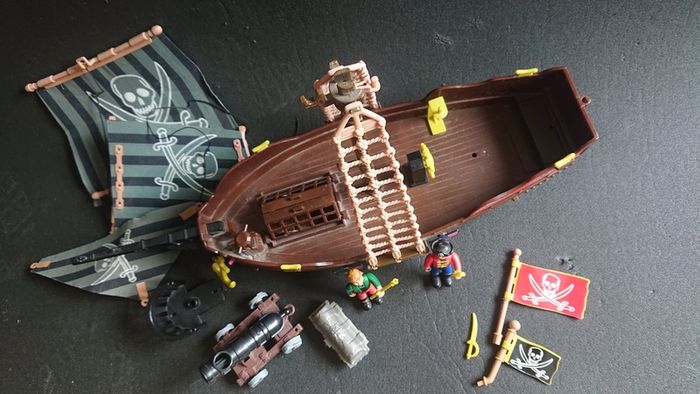 Pirates Ship