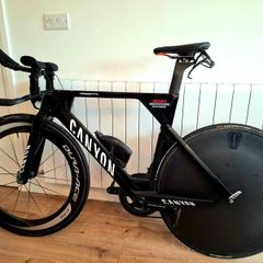 Triathlon/Time Trial Bike Size Medium(54)