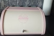 Bread bin