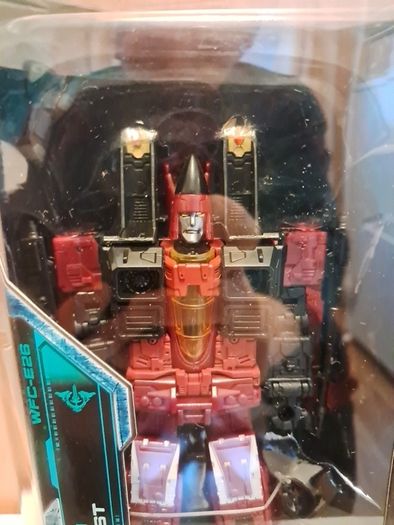 Transformers War for Cybertron: Earthrise Thrust 6.5'' Exclusive