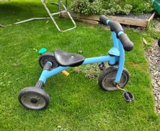 Kids tricycle Free