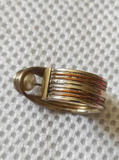Sterling silver pearl ring