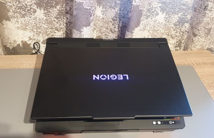 Lenovo Legion Pro7