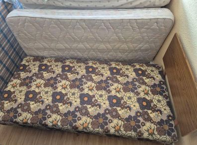 SIngle beds + Mattresses