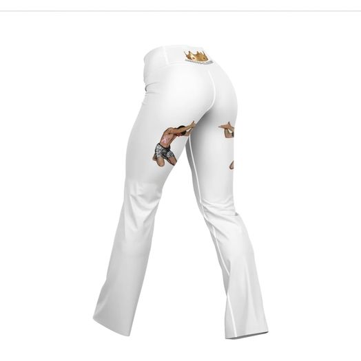 White, Viral Flare Leggings & Hidden Phone Pocket  , size 10