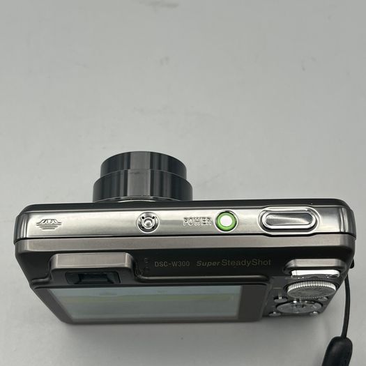 Sony DSC-W300 13.6MP Digital Camera Titanium - Full Kit