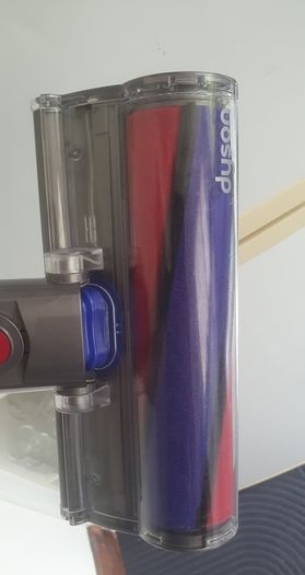 Dyson V11 for the Hard Floors