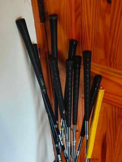 golf clubs trolley and bag